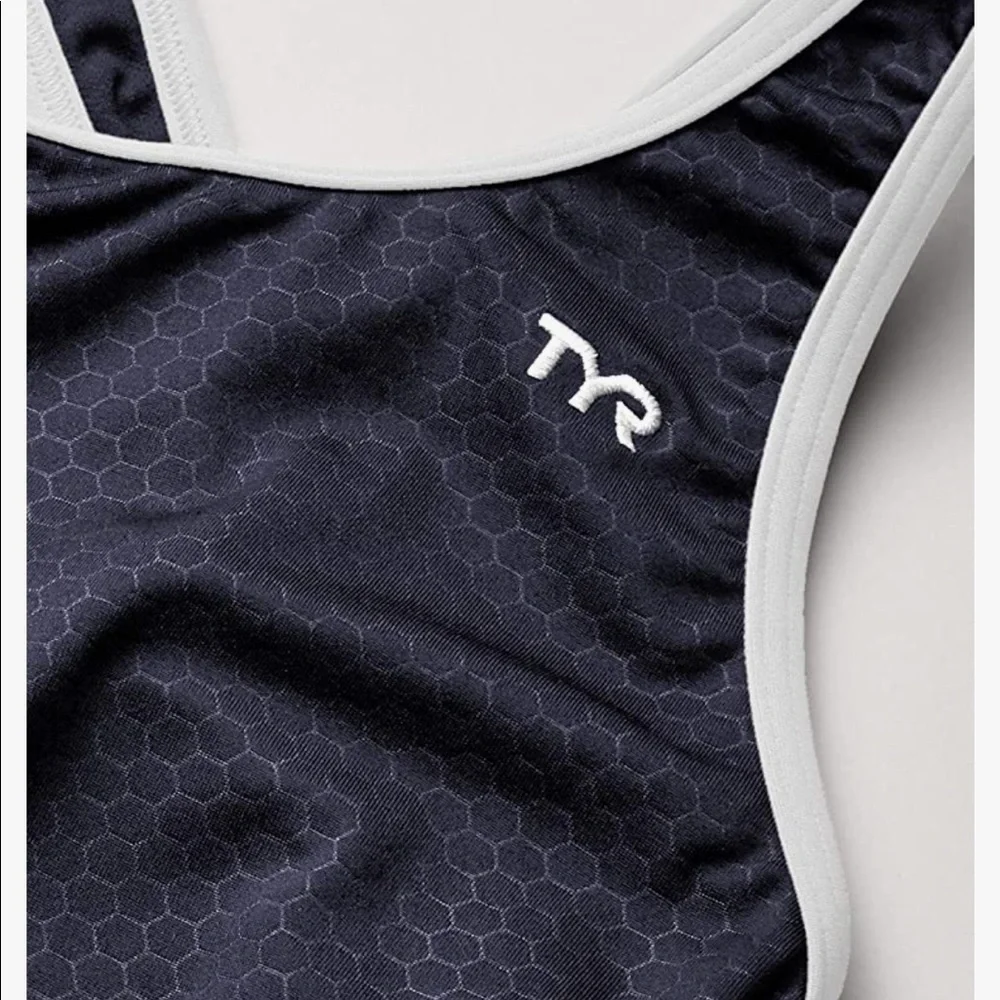 - TYR Hexa Maxfit  one piece swimsuit size 22 NWT Navy White